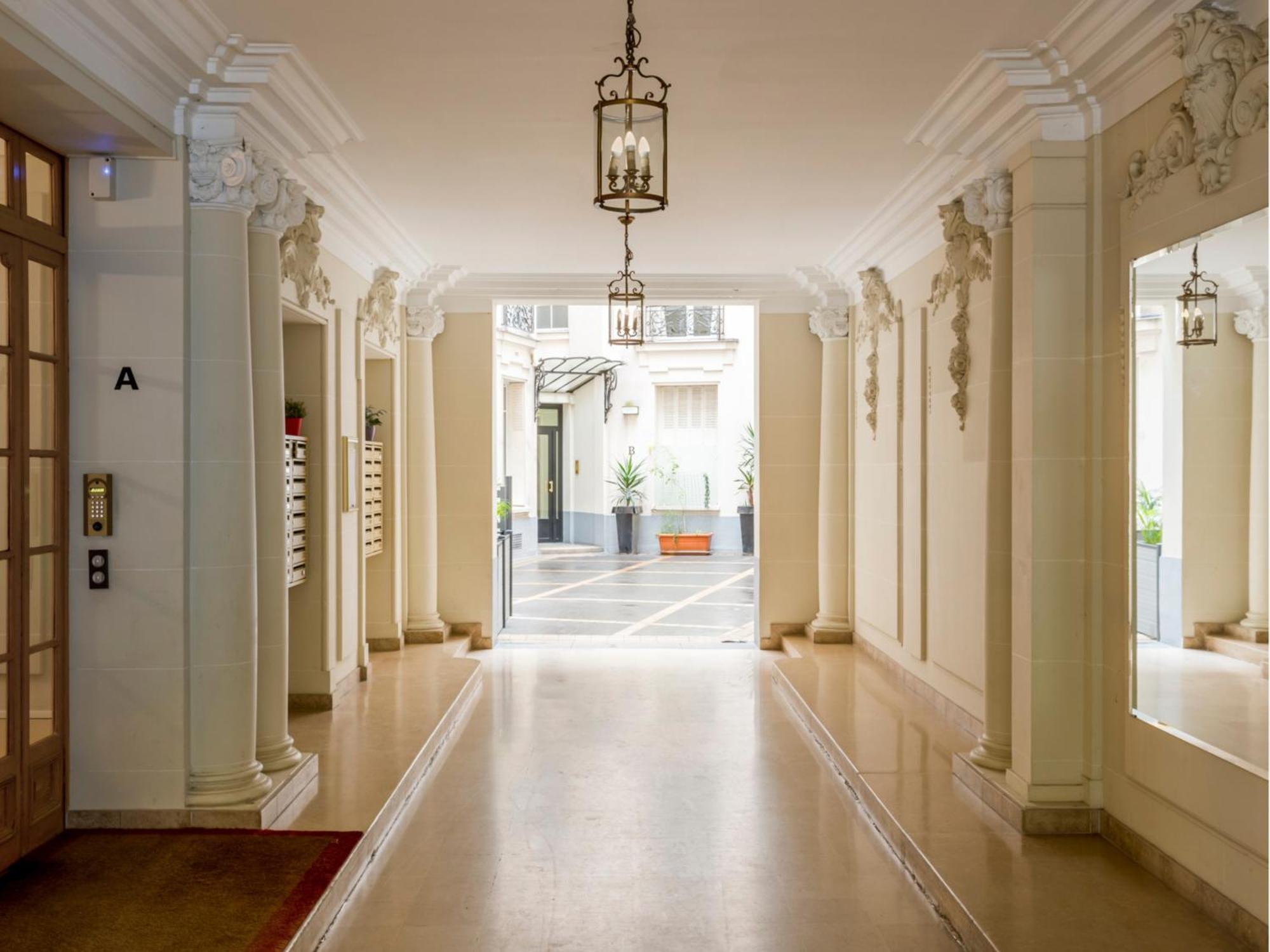 Apartment Cozy - Champs Elysees - Wagram Paris