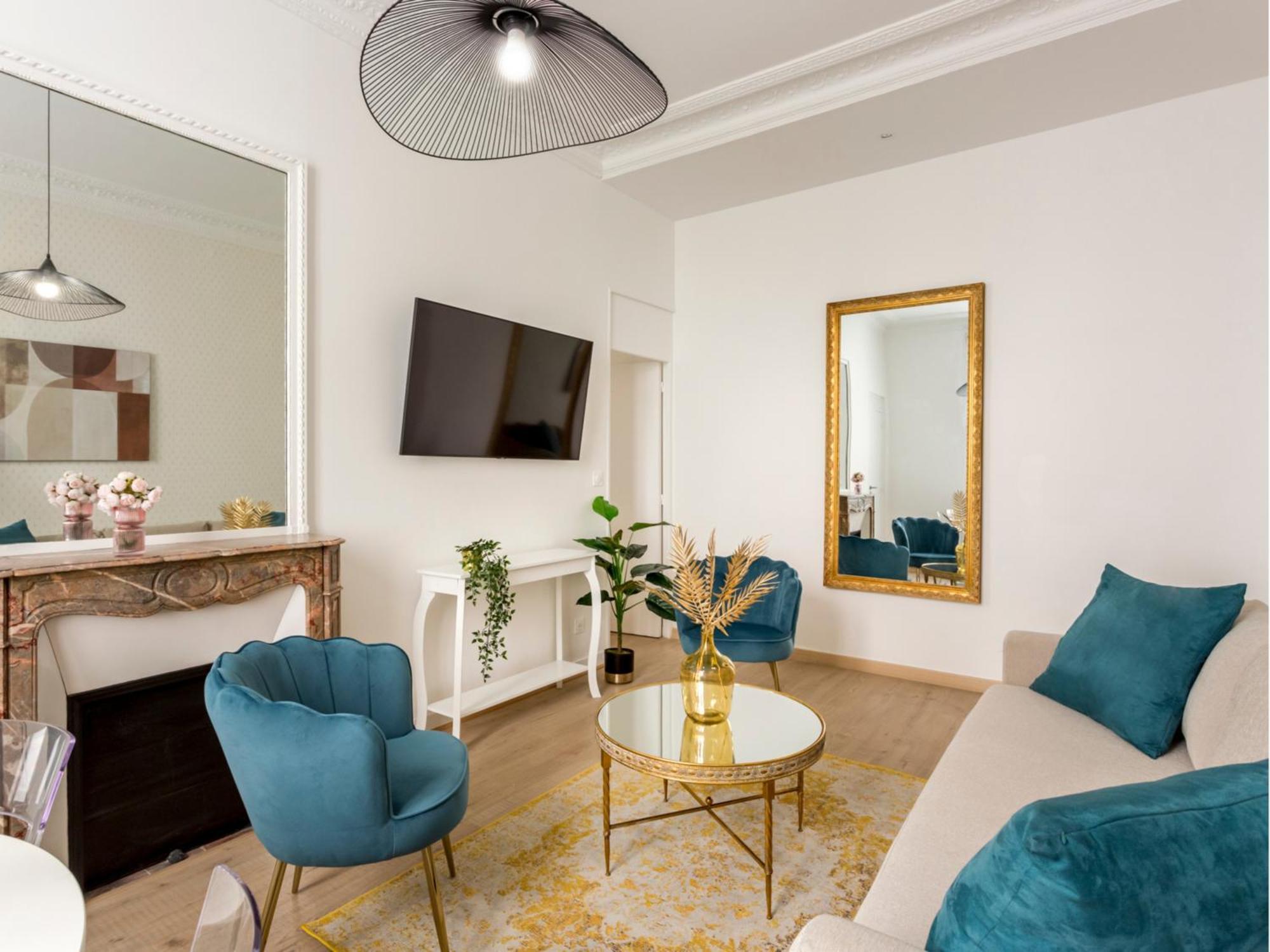 Cozy - Champs Elysees - Wagram Apartment